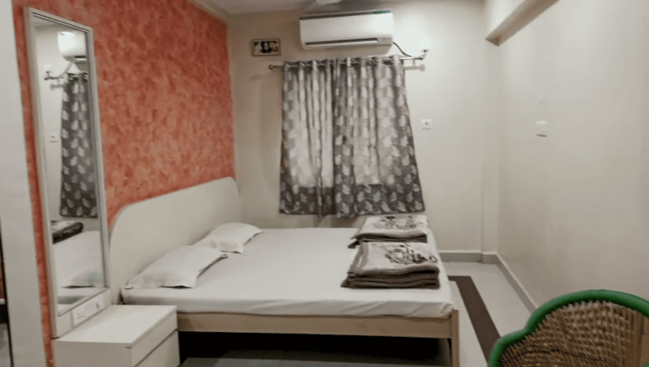 Deluxe AC Room